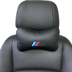 Подушка под шею черная с вышивкой 